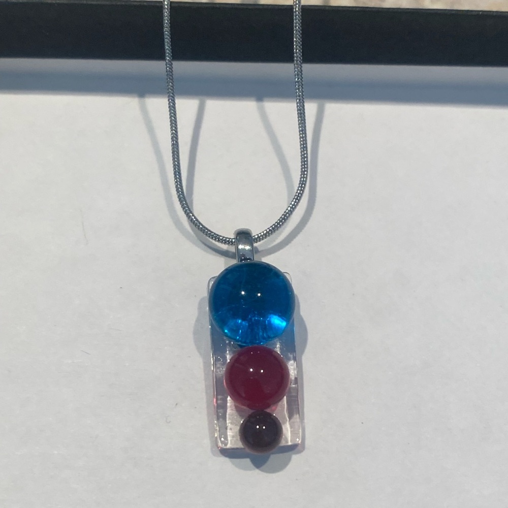 Necklace with custom made Corning glass pendant